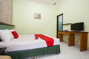 RedDoorz near Juanda International Airport