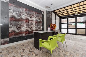 RedDoorz Plus @ Cipete Damai