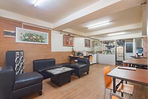 RedDoorz near Gedung Sate 2