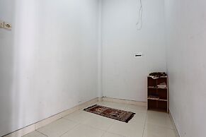 RedDoorz near Adisucipto Airport 3