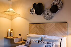 Anthemion Suites & Villas