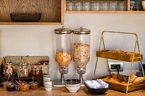 Anthemion Suites & Villas