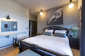 Anthemion Suites & Villas