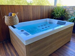 Anthemion Suites & Villas