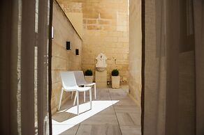 U Collection Townhouse