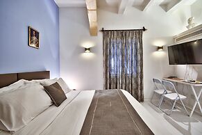 U Collection Suites & Apartments