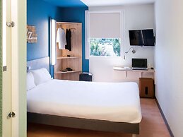ibis budget Narbonne Est