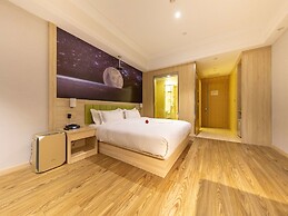 ibis Styles NT Shimao Plz