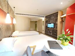 ibis Chengdu West Jingcui Road