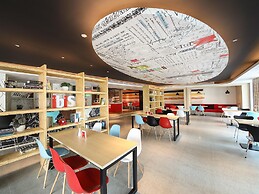 ibis Chengdu West Jingcui Road