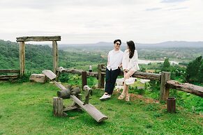 The Proud Green Garden Hill Resort