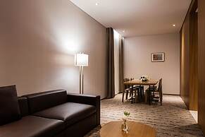 Ramada Seoul Sindorim Hotel