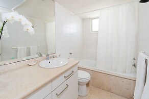 City Escape with Homey Vibes by Sea N Rent