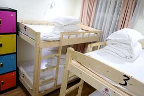 Hangzhou Memory Travel International Hotel- Edge West Lake