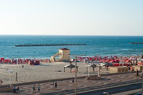 Sunset Panorama Apartment by Sea N' Rent