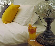 Azure Wellness Retreat - Adults Only