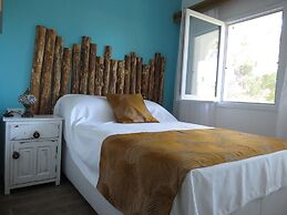 Azure Wellness Retreat - Adults Only