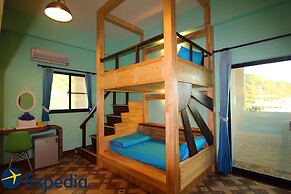 Lian Chinq Diving B&B