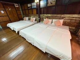 Baanchansamut Homestay