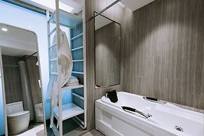 The Rich Hotel Korat