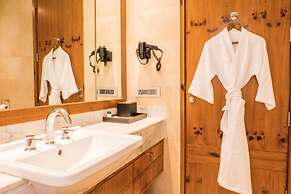 Lemon Tree Premier Corbett