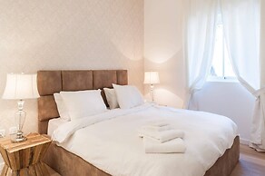 Sea N'Rent - 14 Hirschenberg Tel Aviv