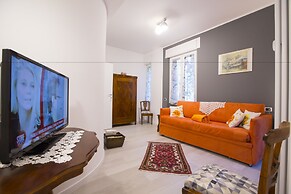 Raimondi Apartment