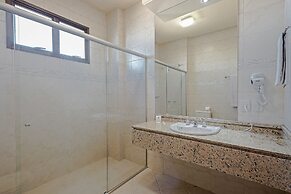 Astron Ponta Grossa Plaza by Nobile