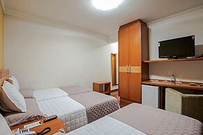 Astron Ponta Grossa Plaza by Nobile