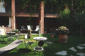 Lori's Inn