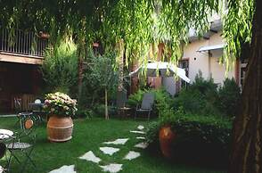 Lori's Inn