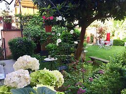 Lori's Inn