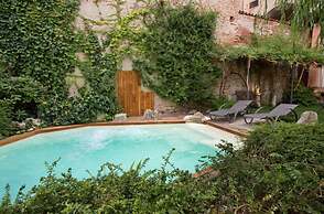 Lori's Inn