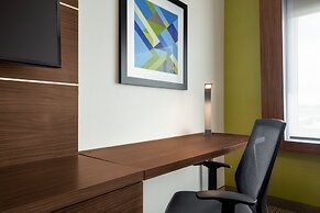 Holiday Inn Express & Suites West Des Moines - Jordan Creek by IHG