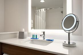 Holiday Inn Express & Suites West Des Moines - Jordan Creek by IHG