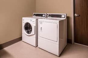 Holiday Inn Express & Suites Farmville by IHG