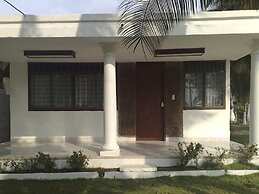 Cabañas  Frente a la Playa 010