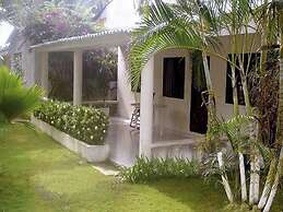 Cabañas  Frente a la Playa 010