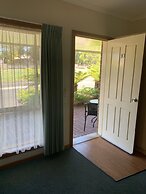 Arthur Phillip Motor Inn