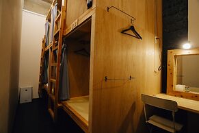 AIEN Coffee and hostel