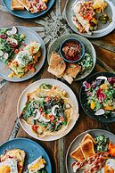 AIEN Coffee and hostel