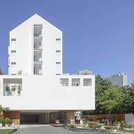 TwoThree A Homely Hotel