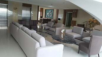 SeaBreeze at Breeze Residences