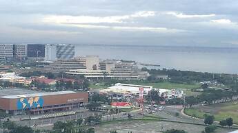 SeaBreeze at Breeze Residences