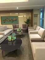 SeaBreeze at Breeze Residences