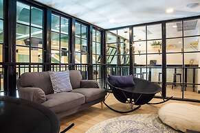 Travel Light Hostel Pattaya