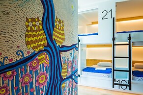 Travel Light Hostel Pattaya