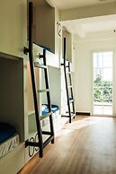 Travel Light Hostel Pattaya