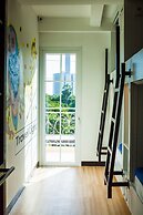 Travel Light Hostel Pattaya