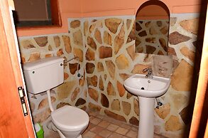 Irungu Forest Safari Lodge